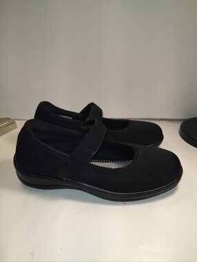 Orthofeet 827 Springfield Orthopedic Mary Jane Sneakers Shoes Women's 10.5B.